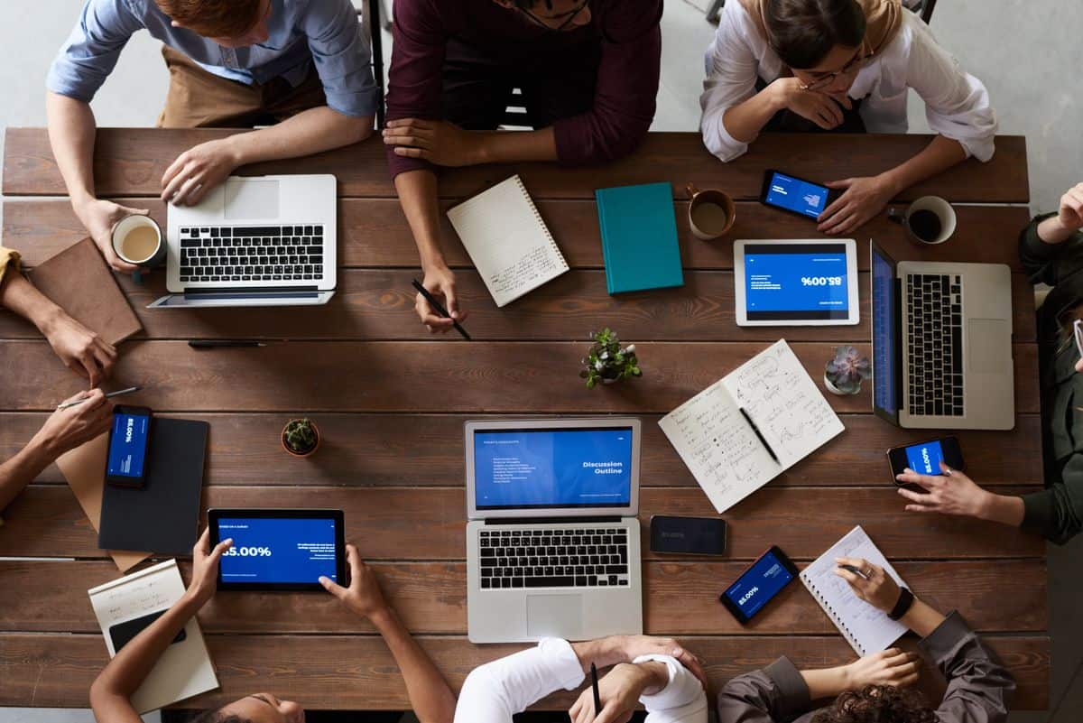 Geautomatiseerde digitale workflow op een computerscherm